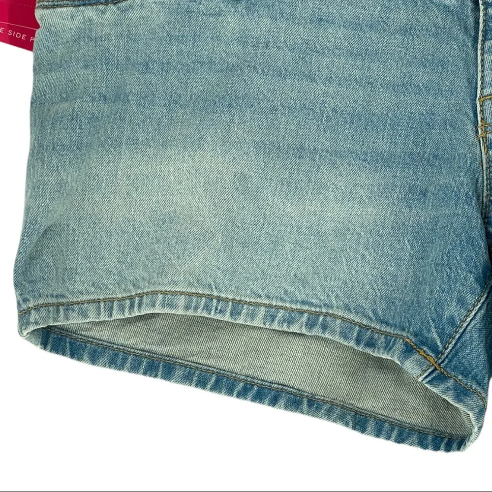 Isabel Maternity Side Panel Midi Maternity Jean Shorts Light Wash Size 4. - Picture 2 of 11